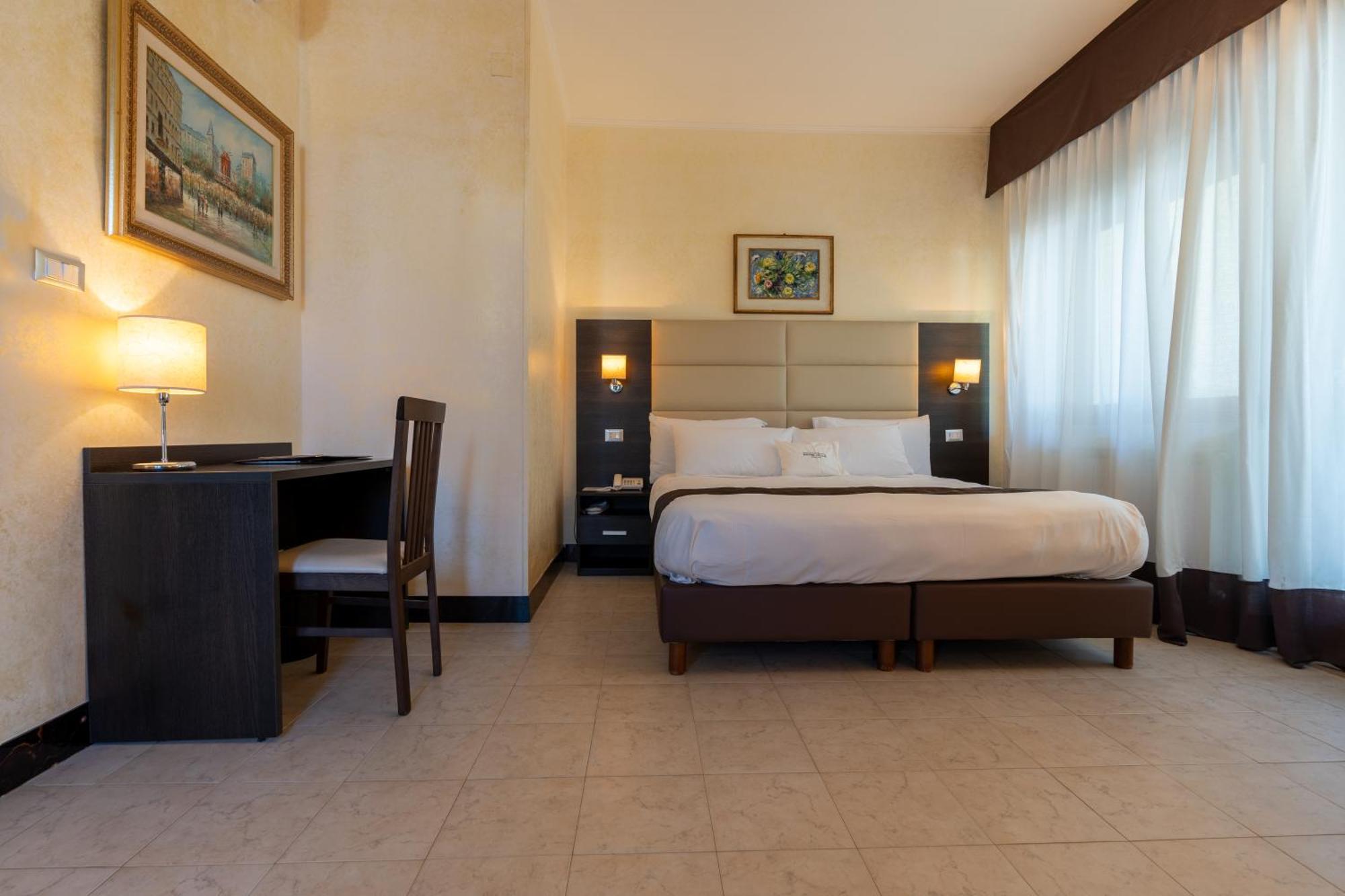 Hotel Villa Bisceglie Esterno foto