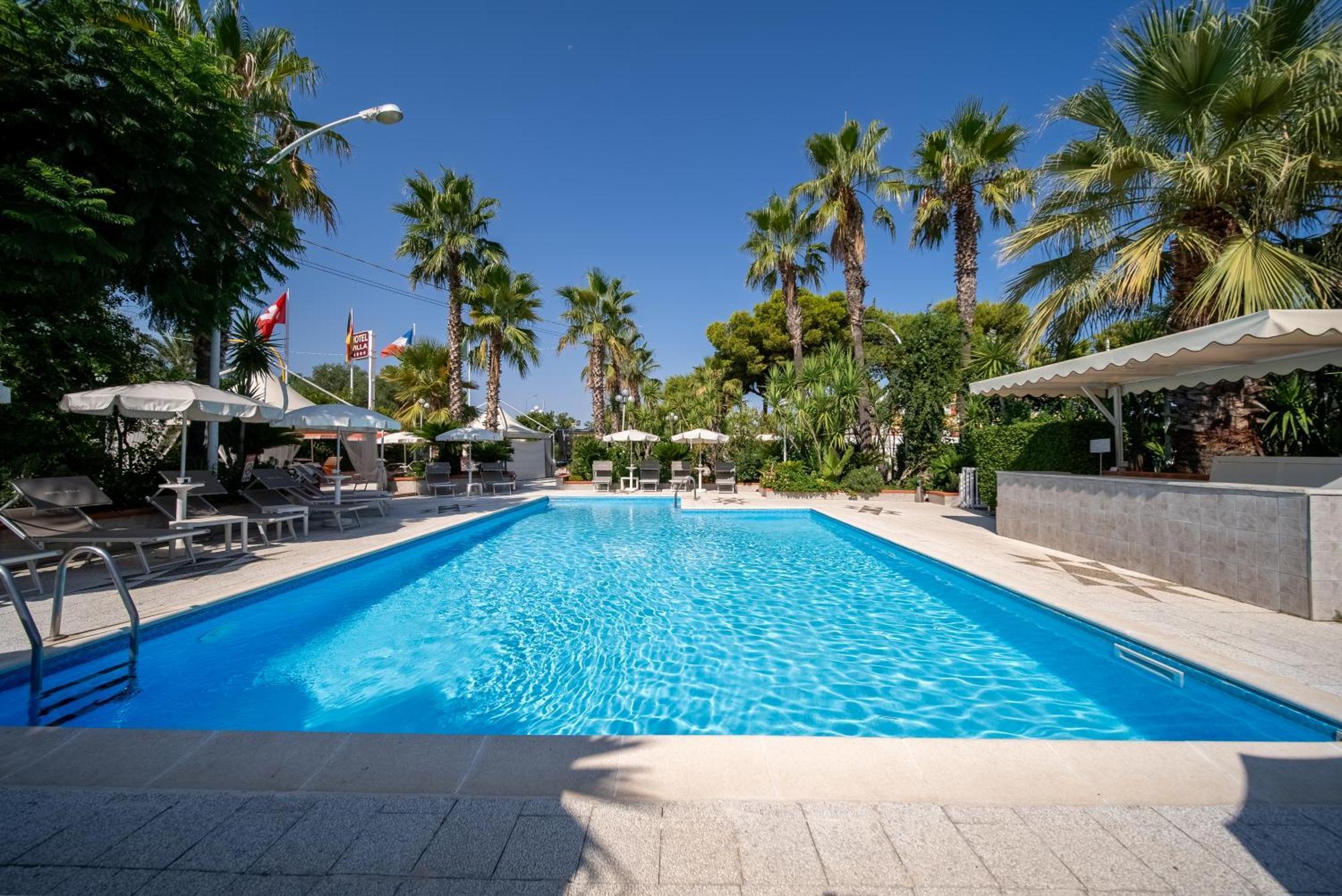 Hotel Villa Bisceglie Esterno foto